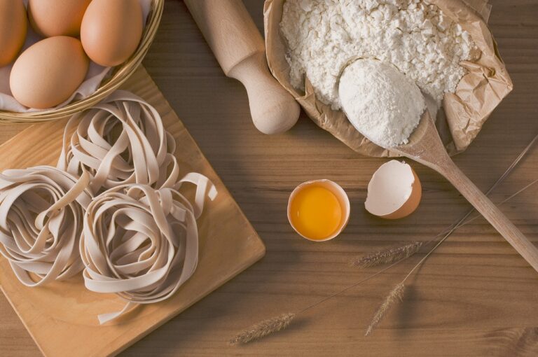 Which Companies Produce Organic Flour in America?